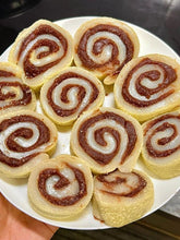 Red Bean Swirl Glutinous Rice Rolls