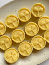 Sprout-Stamped Mung Bean Cakes