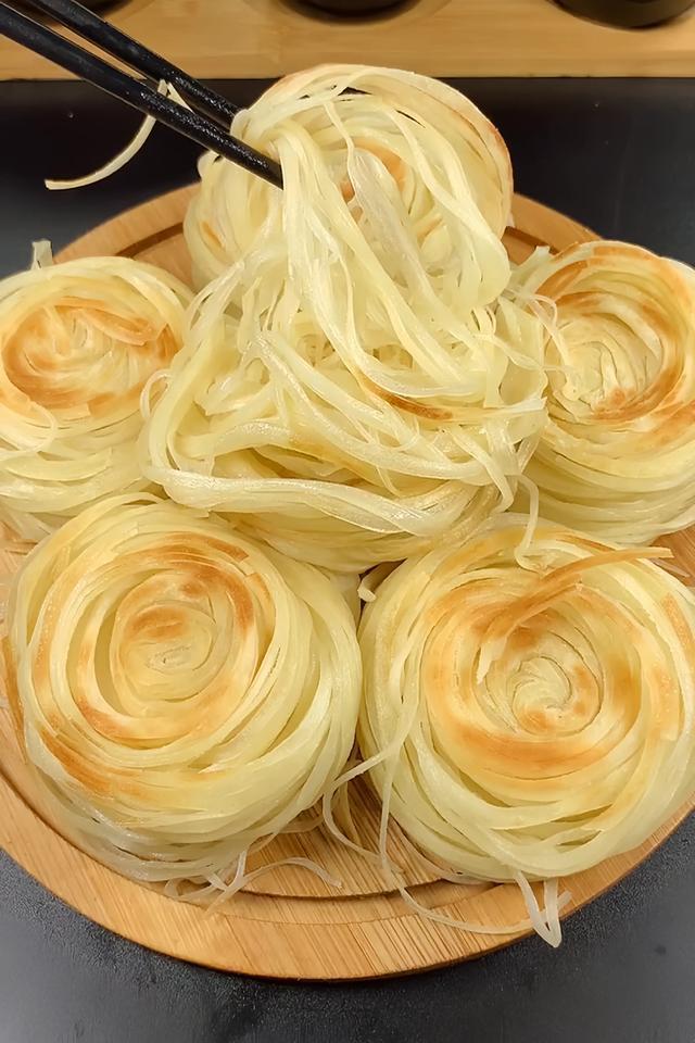 Crispy Layered Flower Pancakes