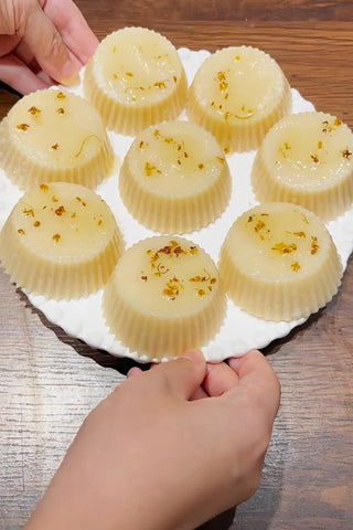 Soft & Chewy Osmanthus Rice Cakes