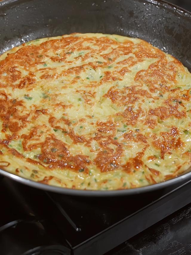 Golden Radish Egg Pancakes