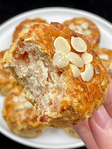 Soft Apple Almond Biscuits