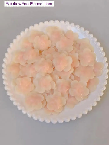 rainbowfoodschool.com Flower-Shaped Shrimp & Carrot Baby Wontons
Recipe Asian Appetizers and Snacks 
