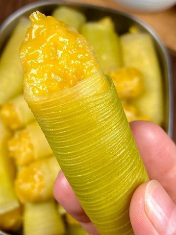 rainbowfoodschool.com Sweet Corn Glutinous Rice Rolls
Recipe Asian Appetizers and Snacks 
