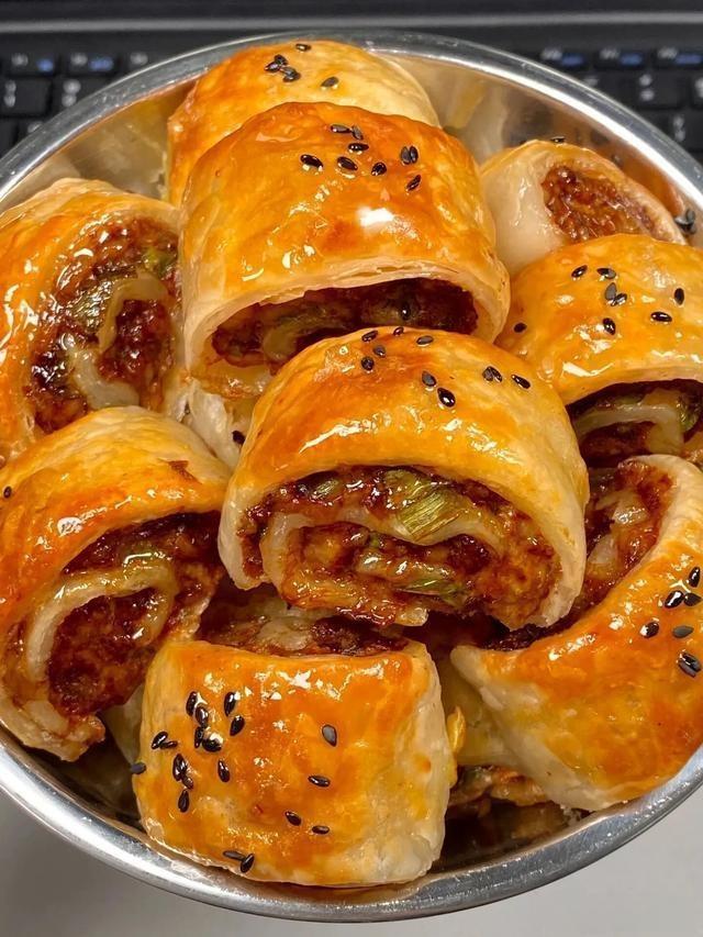 rainbowfoodschool.com Savory Puff Pastry Meat Rolls
Recipe Asian Appetizers and Snacks 
