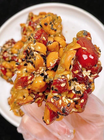 🥜 Crispy Red Date Peanut Clusters