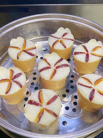 Steamed Rice Flour Date Cupcakes