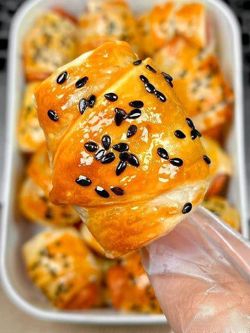 Mini Sausage Puff Rolls (Air Fryer Edition)