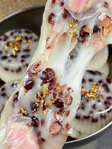 Honey Red Bean Steamed Mochi Cakes