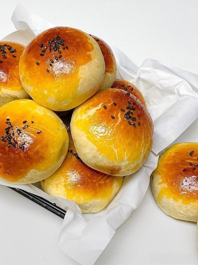 Golden Honey Bean Buns