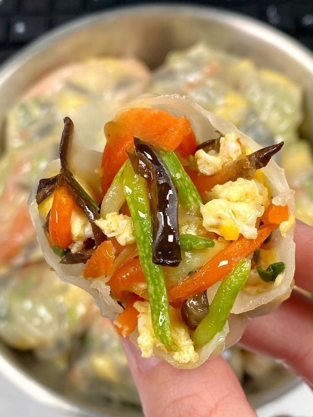 Steamed Veggie Egg Crystal Dumplings
