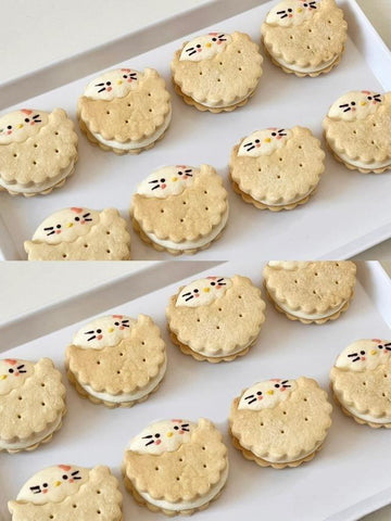 Marshmallow Cookie Sandwiches (Cute Biscuit Faces)
