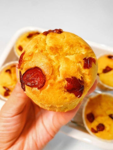 🧁 Cranberry Cloud Muffins