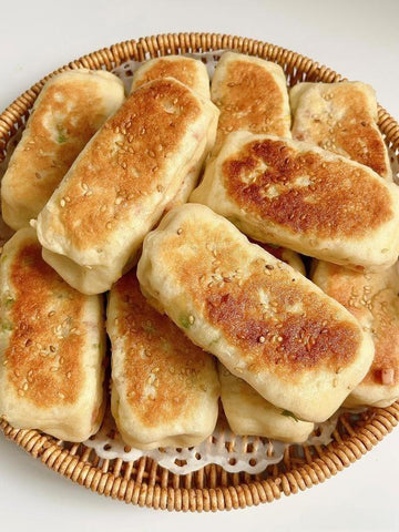 Mini Pan-Fried Stuffed Flatbreads with Ham and Egg