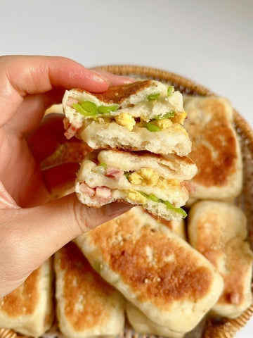 Mini Pan-Fried Stuffed Flatbreads with Ham and Egg