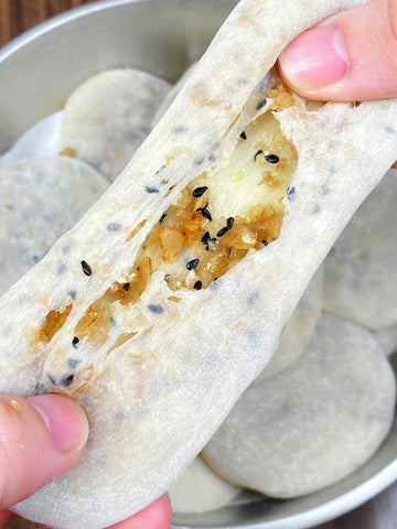 Crystal Mochi with Nutty Sesame Filling