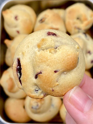 Cranberry Glutinous Rice Cookies