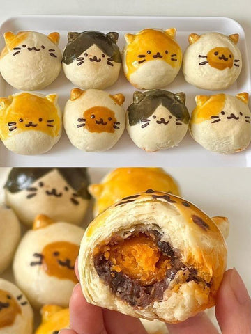  Cat Face Red Bean Mooncake Puffs