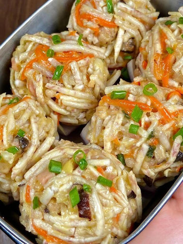 Steamed Taro Carrot Pork Balls
