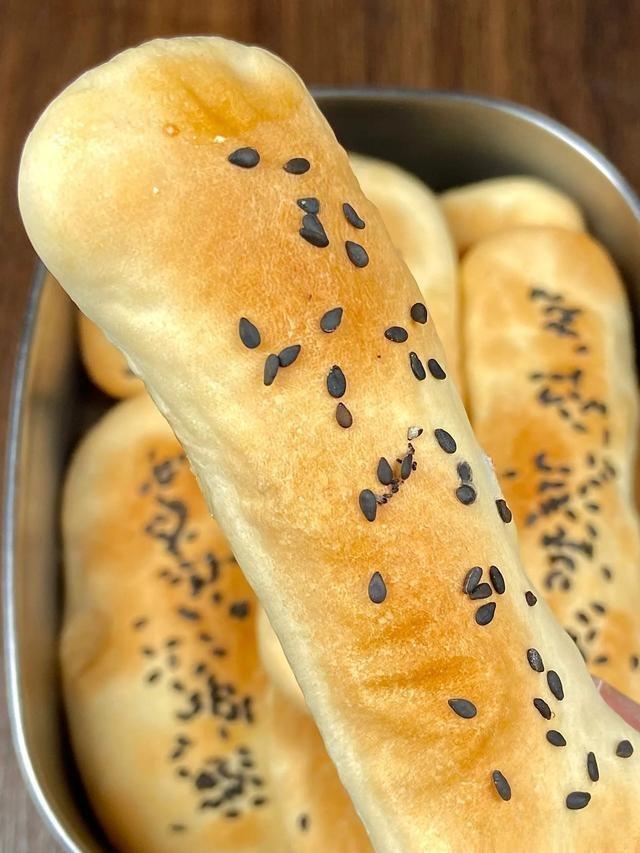 Cow Tongue Sugar Rolls (Air Fryer Sweet Flatbread)