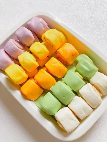 Rainbow Mini Steamed Buns