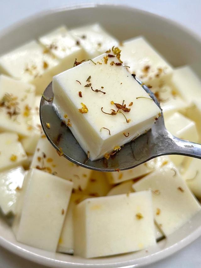 Milky Cheese Jelly Cubes