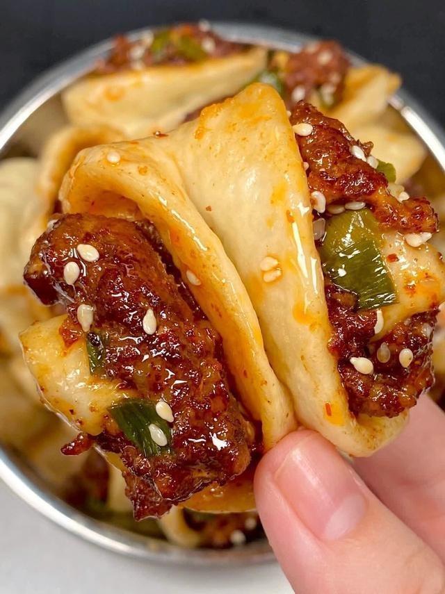 Spicy Minced Meat Folded Buns