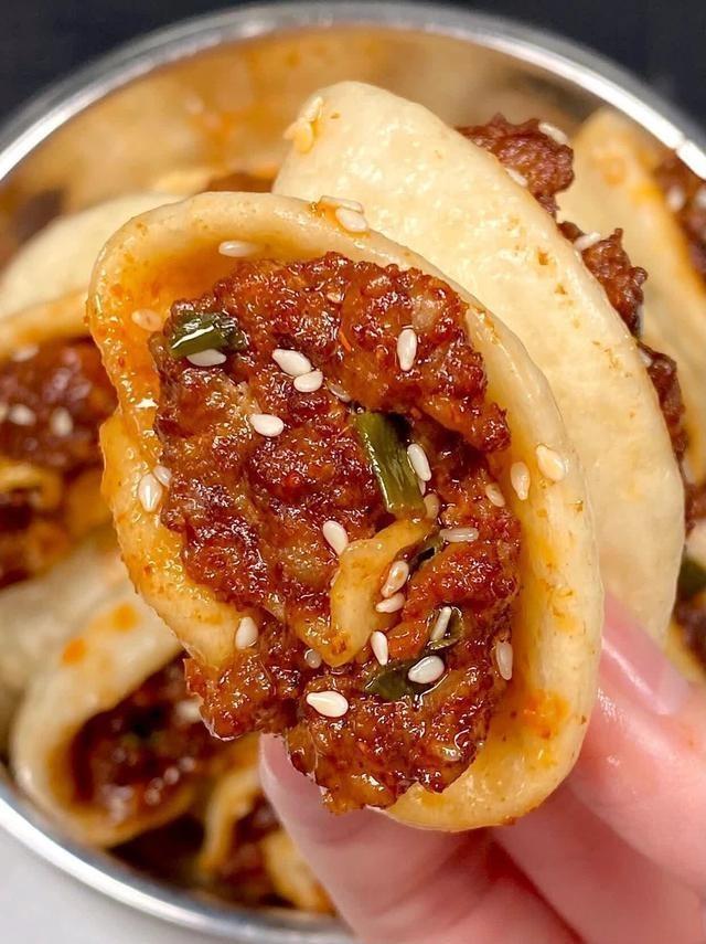 Spicy Minced Meat Folded Buns