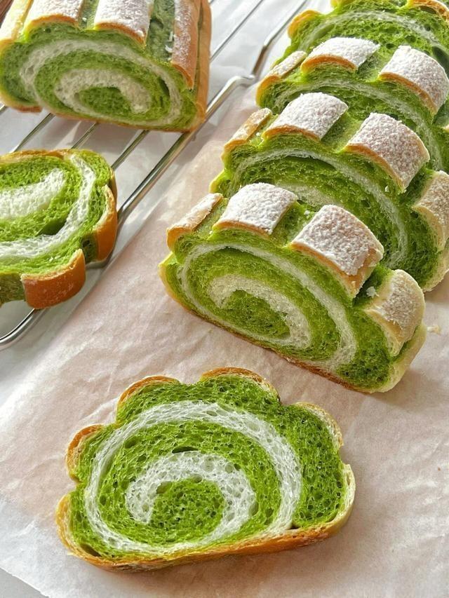 Swirled Matcha Milk Bread